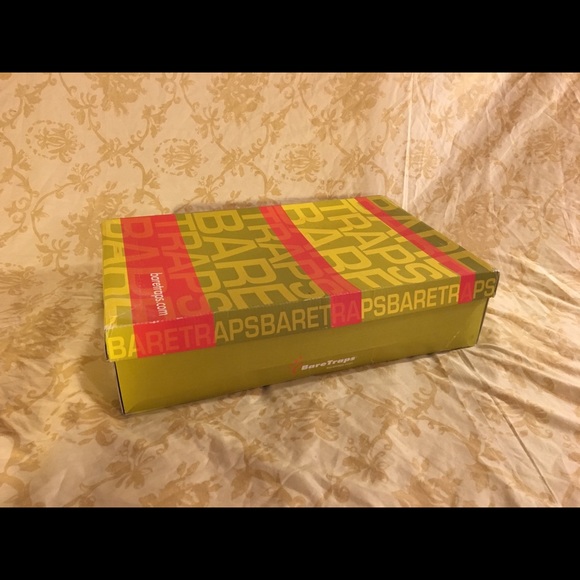 BareTraps Tommy Tall Shaft Boot New in Box - Picture 4 of 4